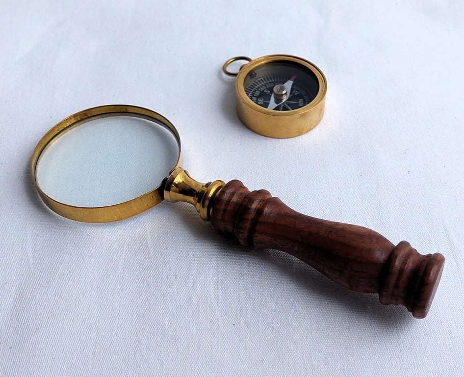 Decorative Nautical Set - Brass telescope, magnifying glass and compass in a wooden treasure chest