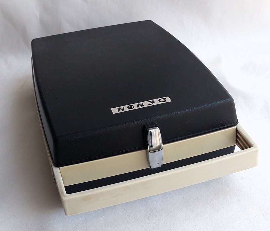 Vintage Denon Portable Record Player- Plays both 45 singles & 33 LP's