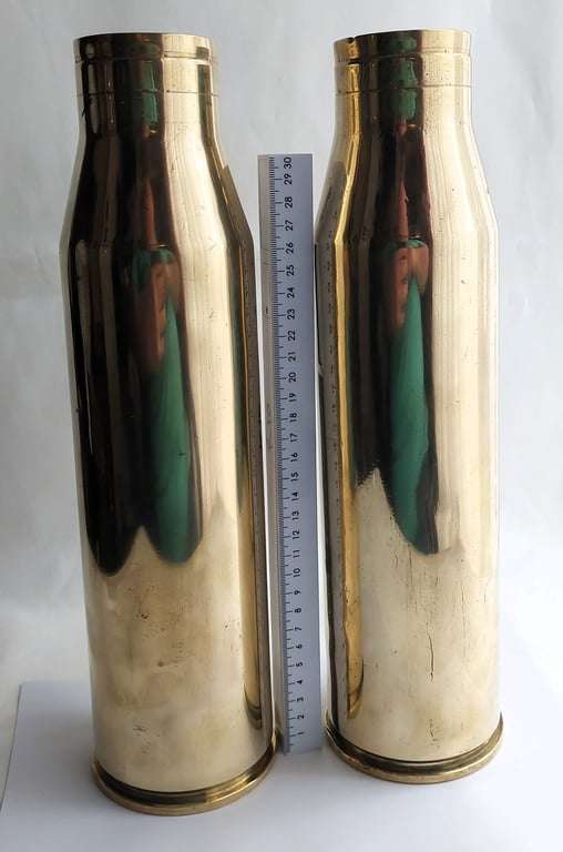 1 Set of  2 off Brass Shell - Caliber 60 mm   - 1 with a primer and 1 without