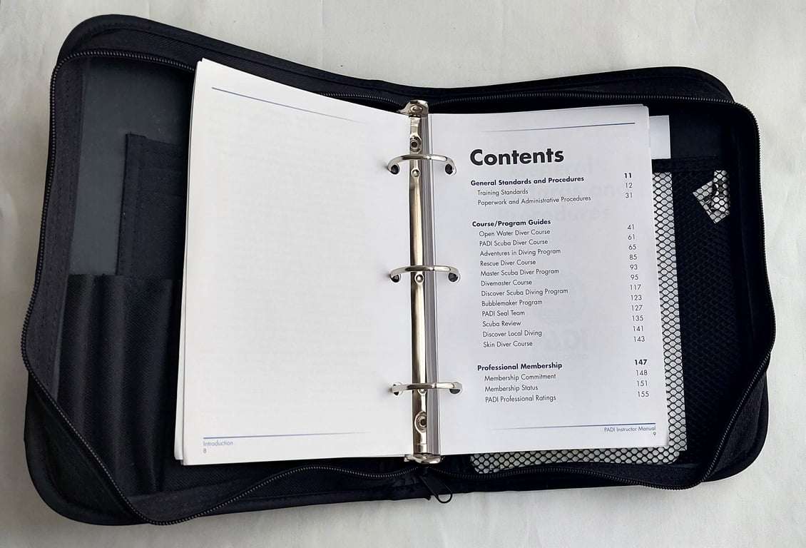 Padi - Instructor Manual with Course / Program guides & Multilevel Recreational Dive Planner