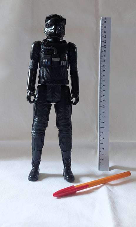 Star Wars - The Force Awakens (2015) - Titan Hero Series (Target Exclusive)- Hasbro 12-inch Figur...