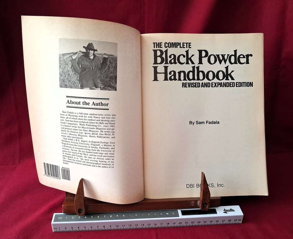 The Complete Black Powder Handbook (Revised and Expanded Edition) - Sam Fadala - The Complete Bla...