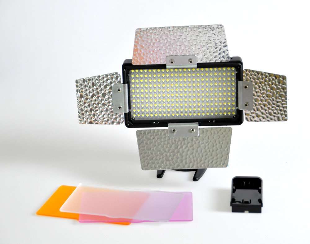 CowboyStudio On Camera LED Light for Digital SLR Cameras (CN-170) CN-170