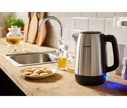Philips Entry Metal Daily Collection Kettle