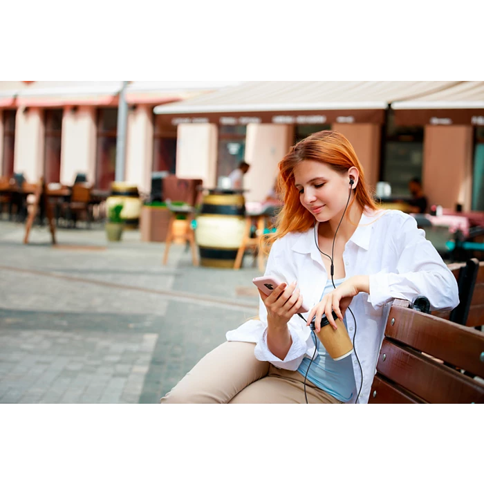 Philips 3.5 mm Headphones with mic