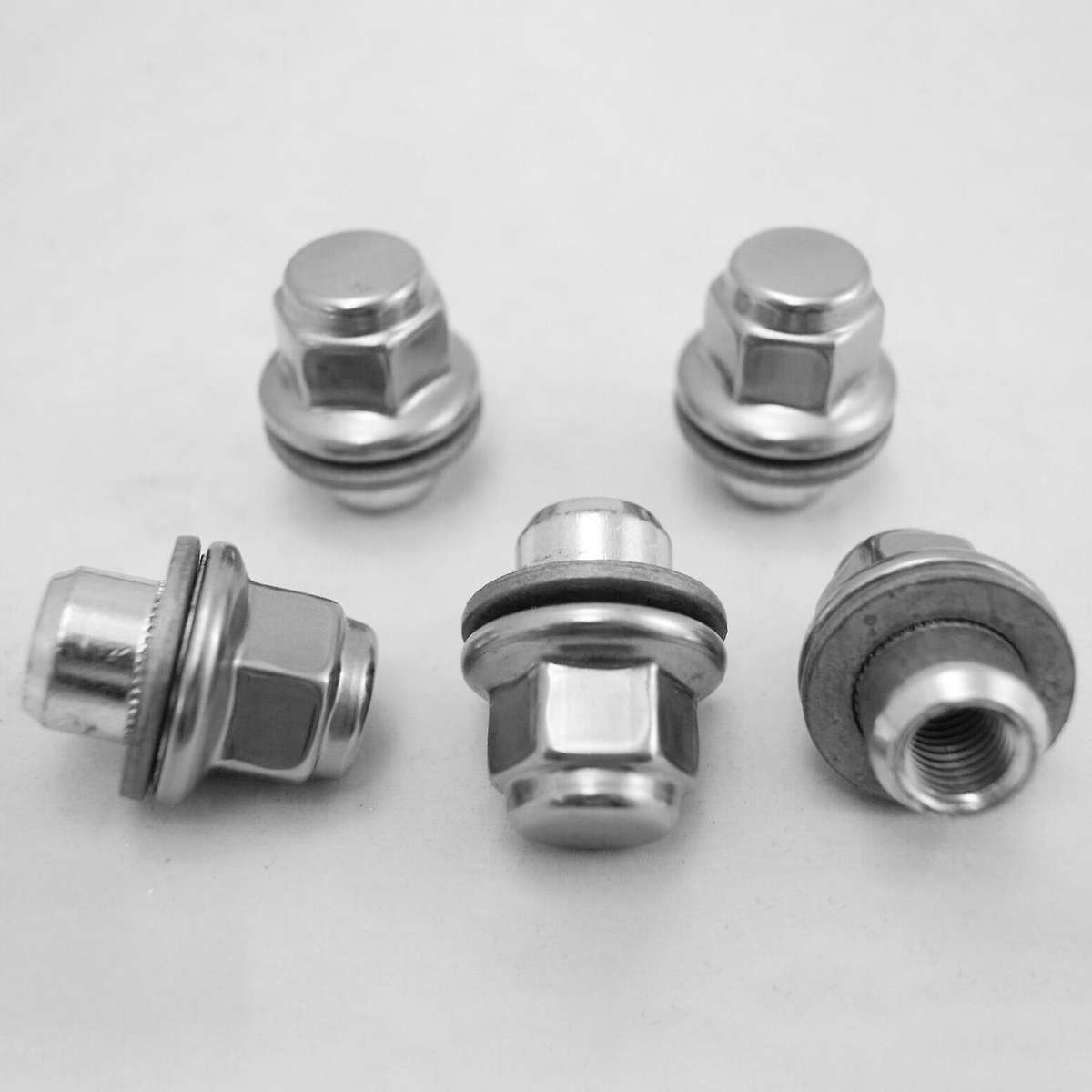 Short Nuts Lugs for Toyota Lexus Scion Chrome Wheel Nut (lug)