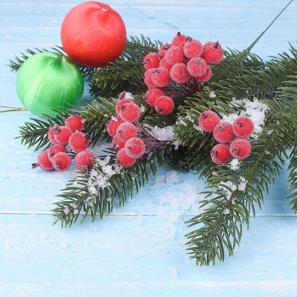 320 Artificial Frosted Red Holly Berries Mini Christmas Fruit Berry
