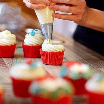 73 Pcs Cake Decorating Sets Stainless Pastry Nozzles Cake Turntable Sets Confectionery Bag Baking To