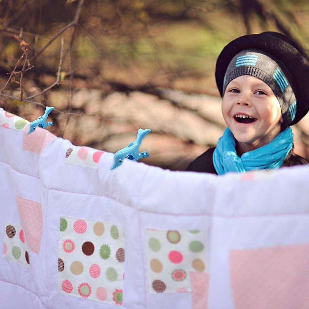 Beach Towel Clips Plastic Sunbed Pegs Clothes Clips, Dolphin 4pcs