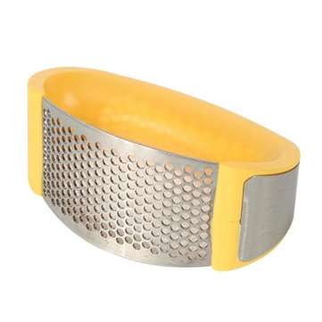 Ring Shape Stainless Steel Garlic Presser Rocker Kitchen Garlic Mincer Chopping ... (COLOR1: YELLOW)