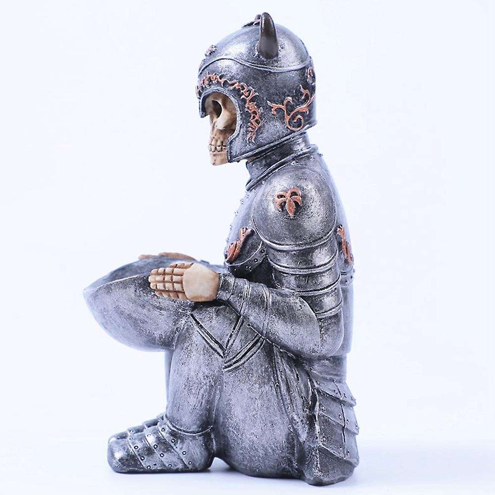 Resin Craft Skull Statue and Viking Helmet Skull Statue Decoration