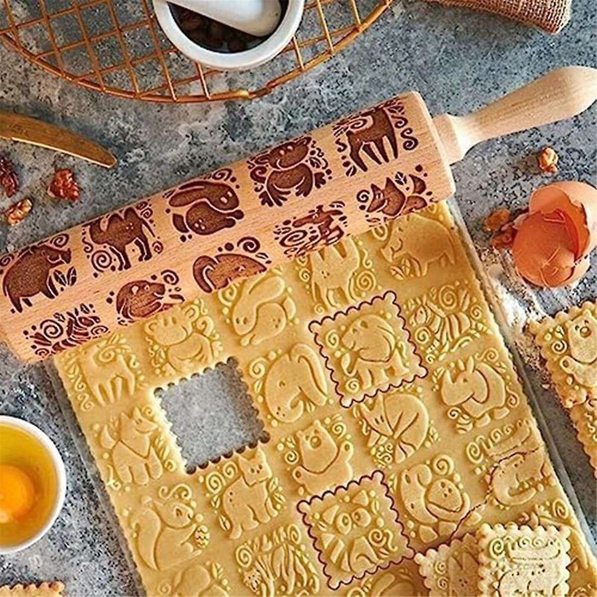 Animal Print Embossed Rolling Pin Cookie Rolling Pin, Large Wood Textured Roller for Baking
