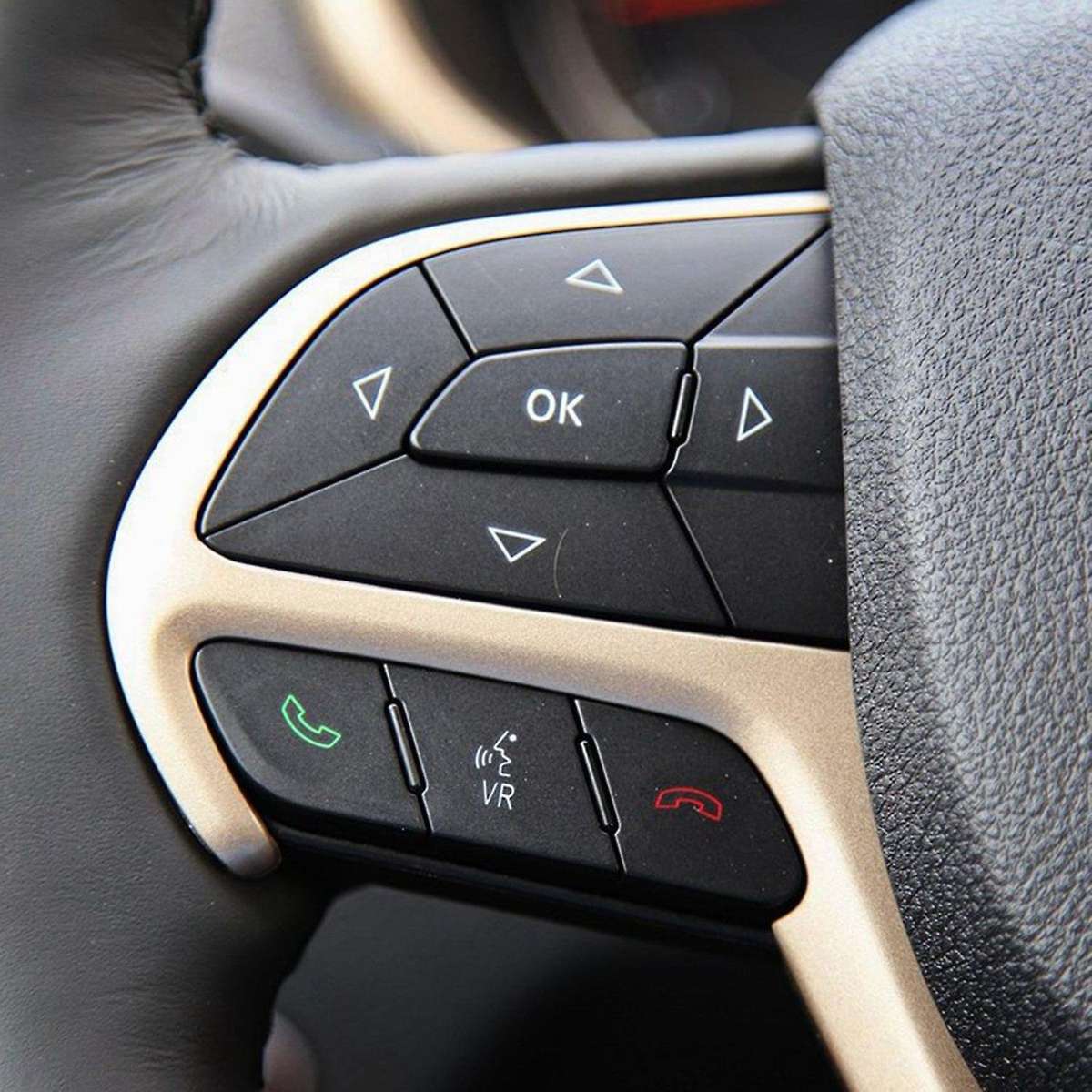 New Car Steering Wheel Cruise Speed Control Switch Radio Volume Sound Button for 2015-2019