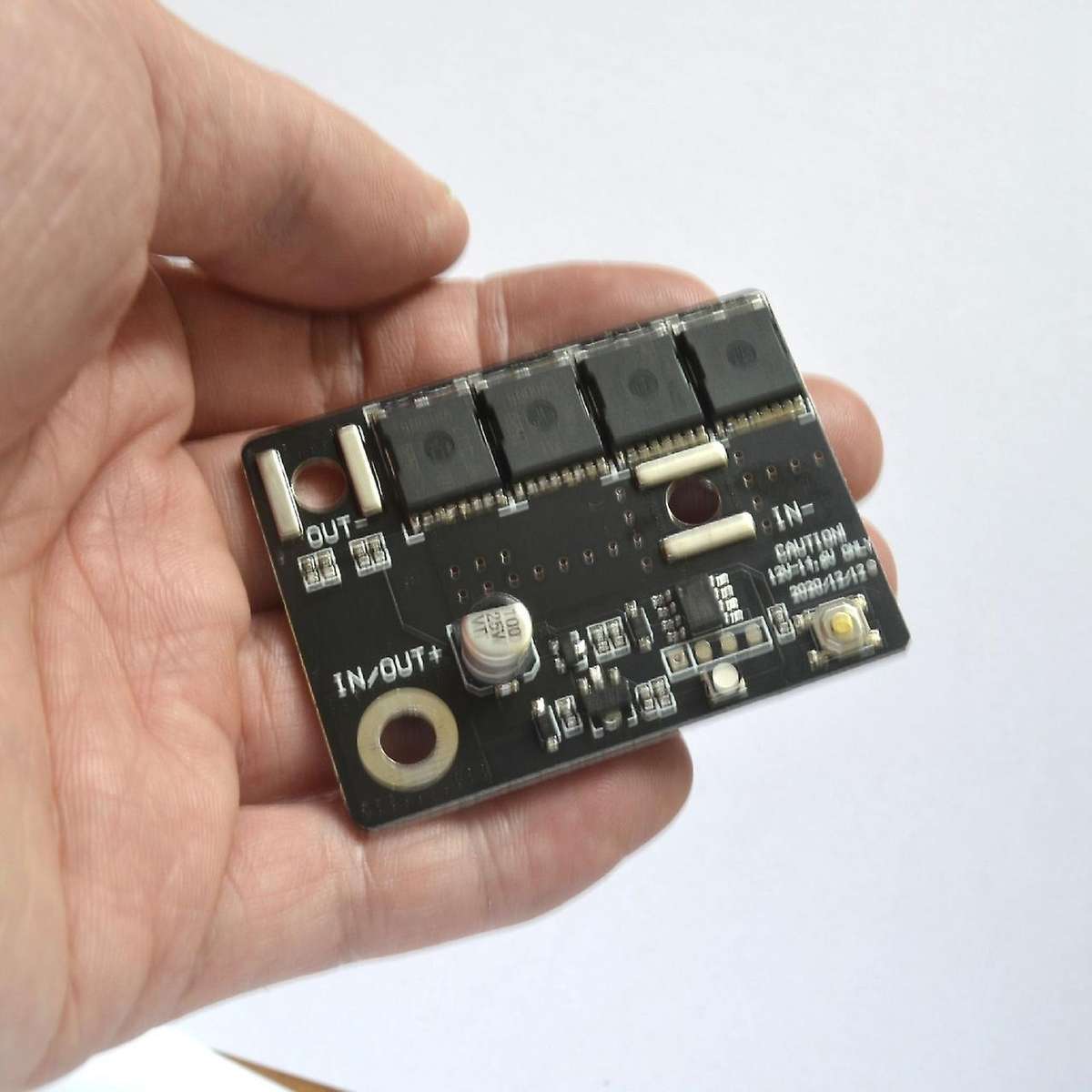 PCB Circuit Board Welding Equipment 12V Battery Powered Spot Welding Machine with 18650/26650 Spot W