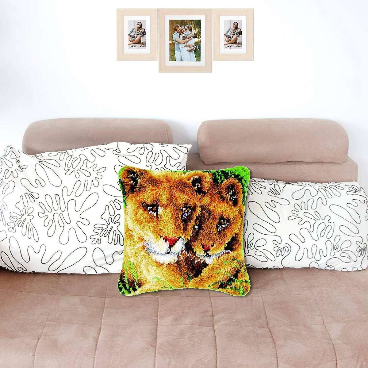 Latch Hook Kits Needlework Embroidery Pillow Crochet Rug Yarn Lion