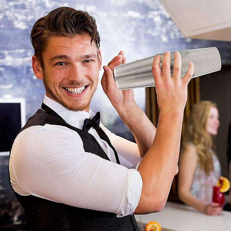 Cocktail Shaker Set: Cocktail Strainer and Jigger Set.