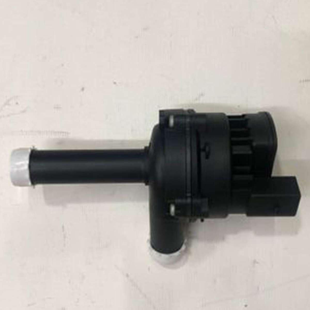 Automobile Engine Auxiliary Water Pump for - W221 S350 S400 S450 S550 S600 2218350164