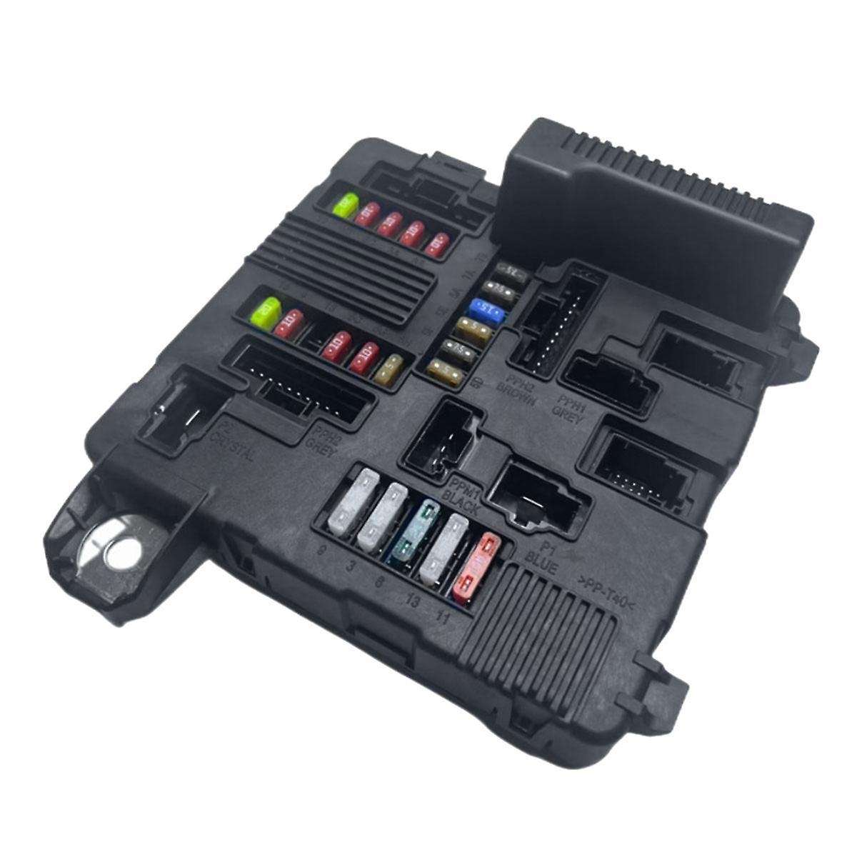 Car Engine Fuse Box Battery Protection Module 8200306032 for Scene 2 2002-2006 8200306033 S118399300