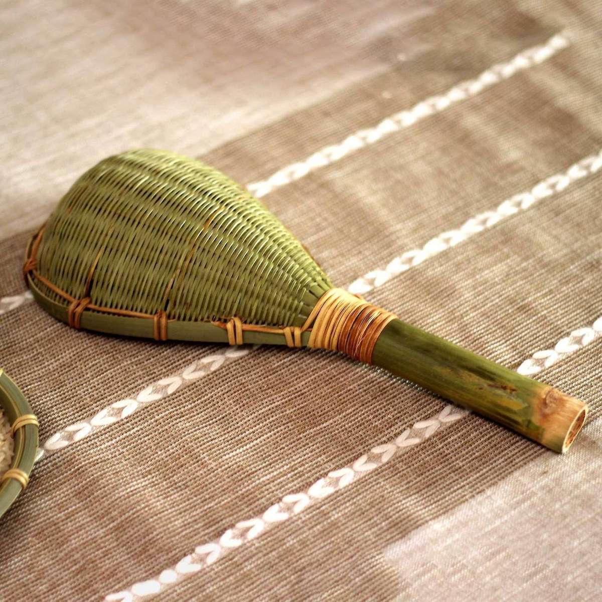 Set of 3 Bamboo Colander Sieve Sifters with Long Handle Handmade Braided Rice Colander Flour Spoon D