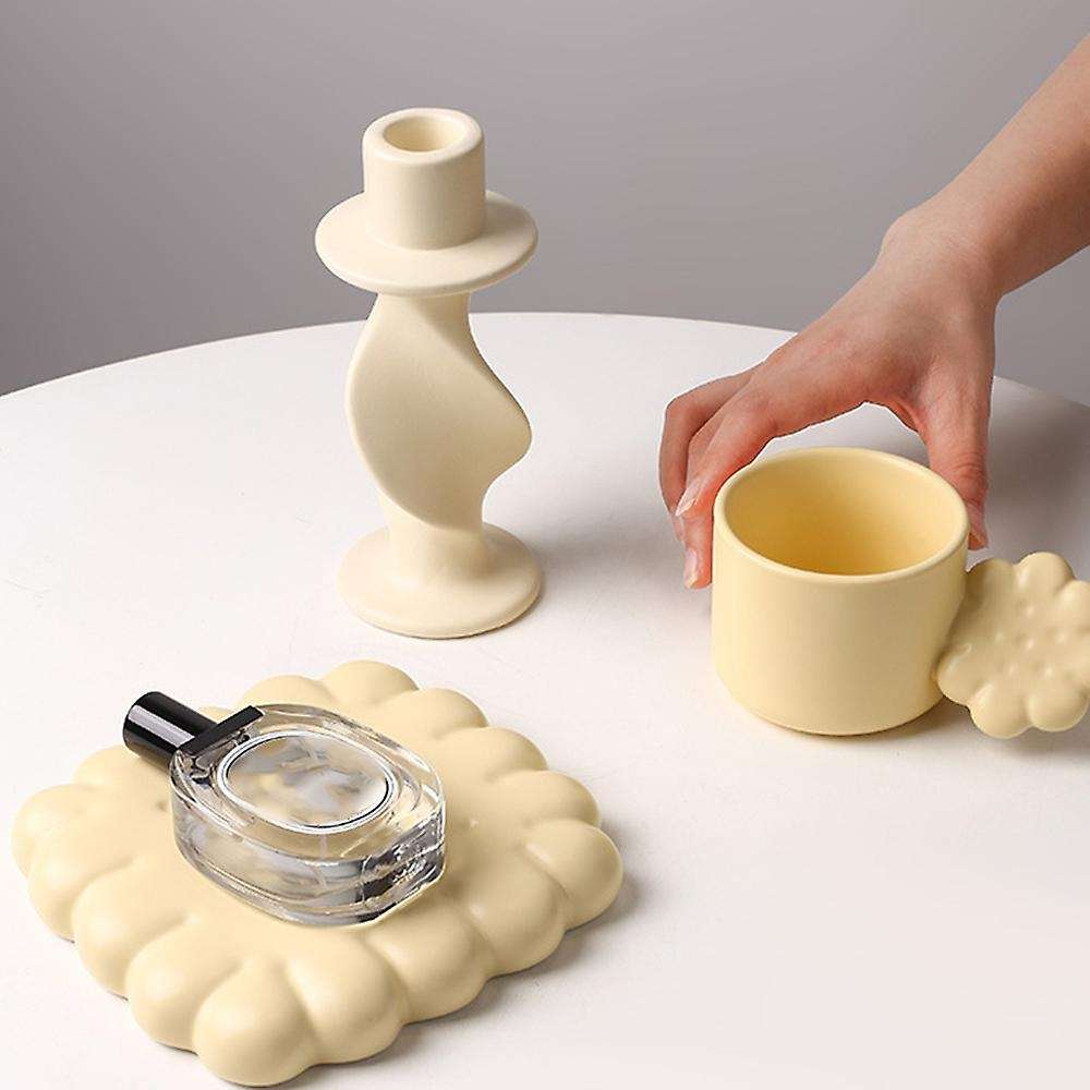 Creative Cute Biscuit Ceramic Coffee Cup Set (brown)