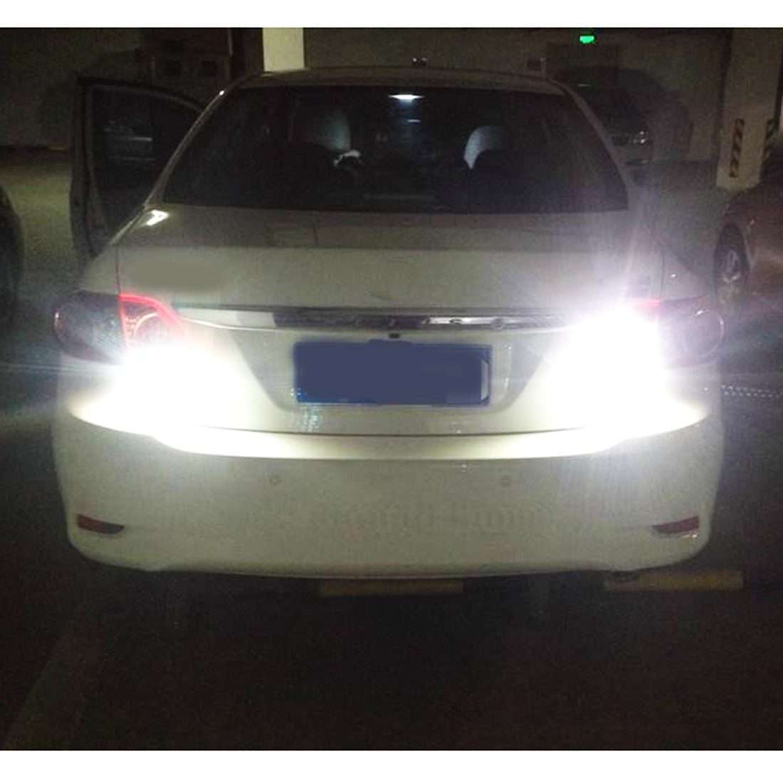 2 PCS T25 / 3156 5W 250LM 6000K Car Auto Turn Light Reversing Lights 16LEDs SMD ... (White Light)