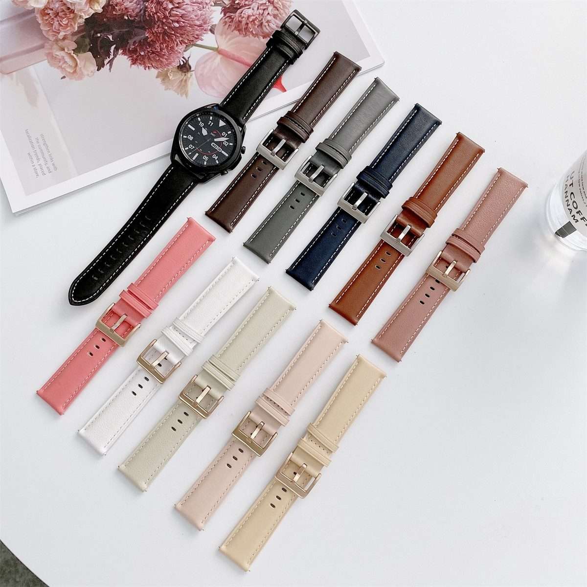 For Samsung Galaxy Watch4 40mm/44mm Leather Strap Watch Band(Light Pink)