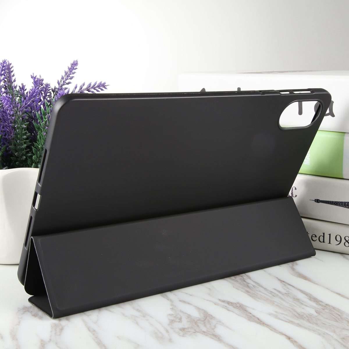 For Honor Pad X9 / X8 Pro Solid Color 3-folding Leather Tablet Case(Black)