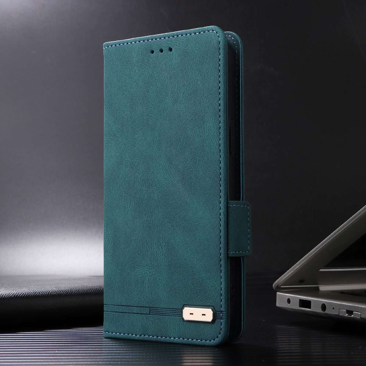 For Xiaomi 15 Pro Magnetic Clasp Leather Phone Case(Green)