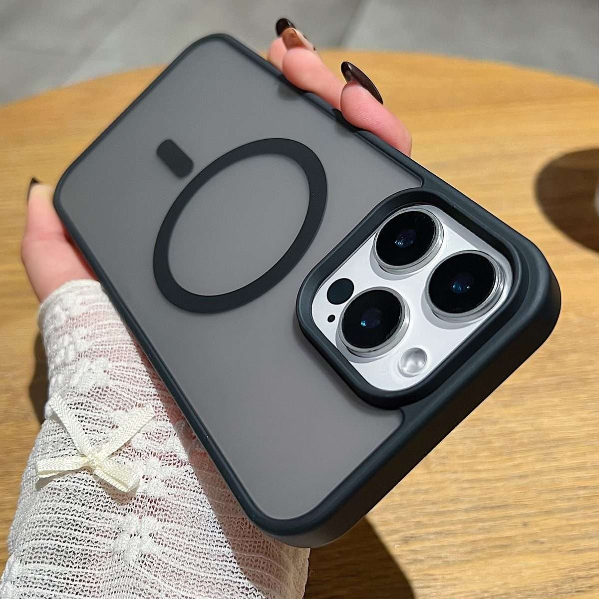 For iPhone 14 Pro Max Frosted Skin Feel MagSafe Phone Case(Black)