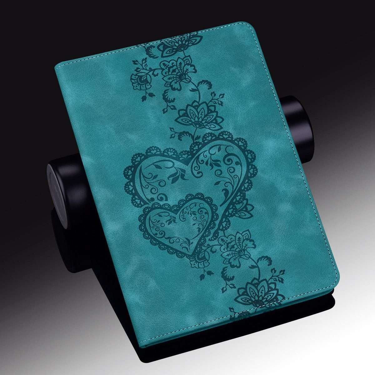For iPad Pro 13 2025 / 2024 Love Hearts Embossed Leather Smart Tablet Case(Green)