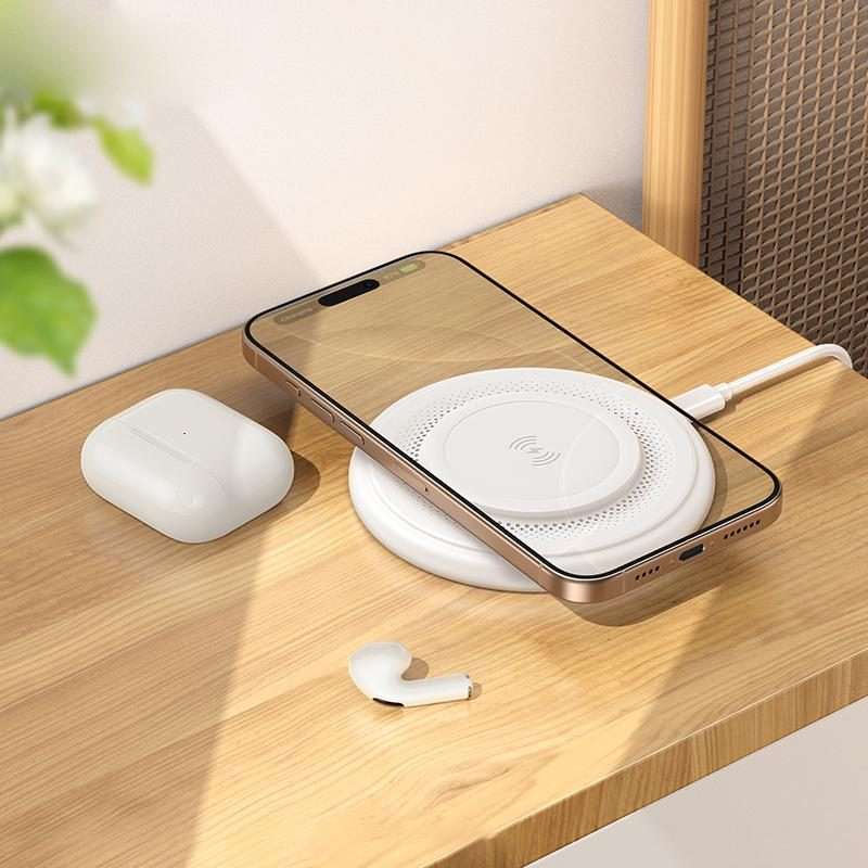 Borofone BQ40 15W Crown Desktop Wireless Fast Charger(White)
