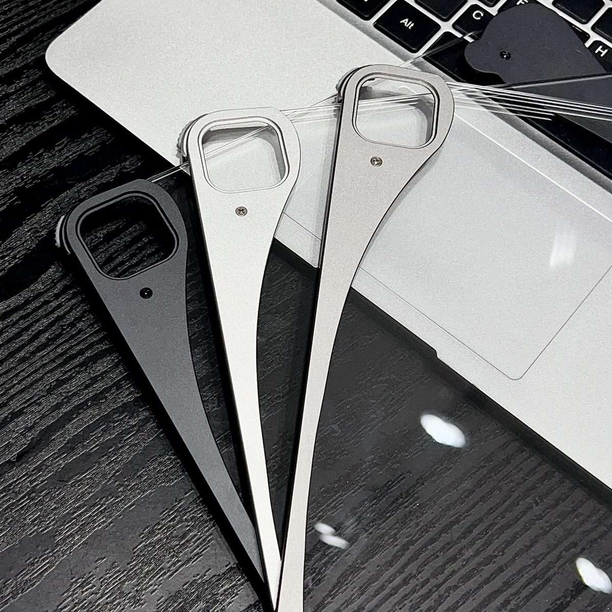 For iPad Pro 13 2025 / 2024 White Glazed Clear Acrylic Hybrid Metal Tablet Case(Silver)