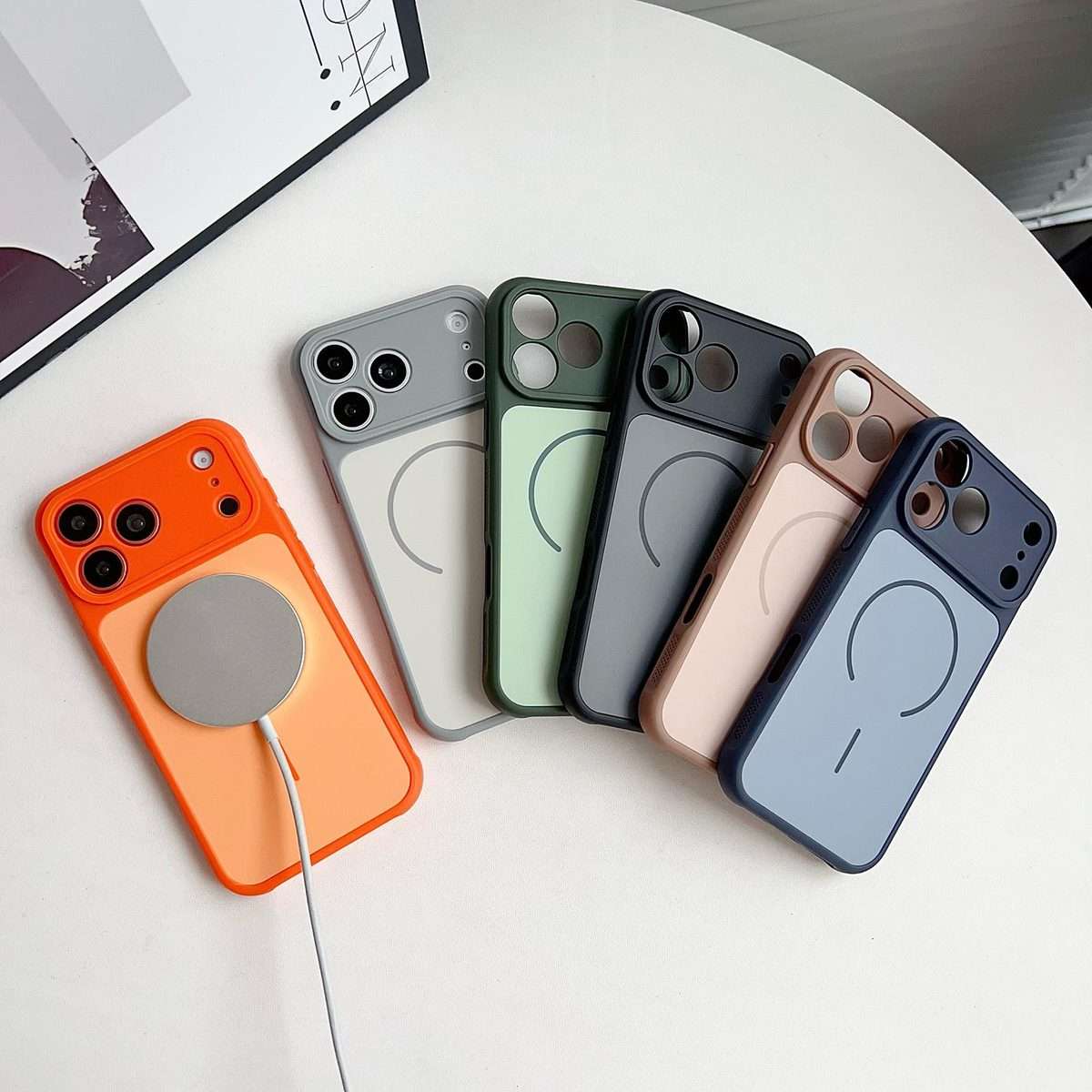 For iPhone 15 Pro Max Skin Feel Color Blocking Cooling Magnetic Phone Case(Black)