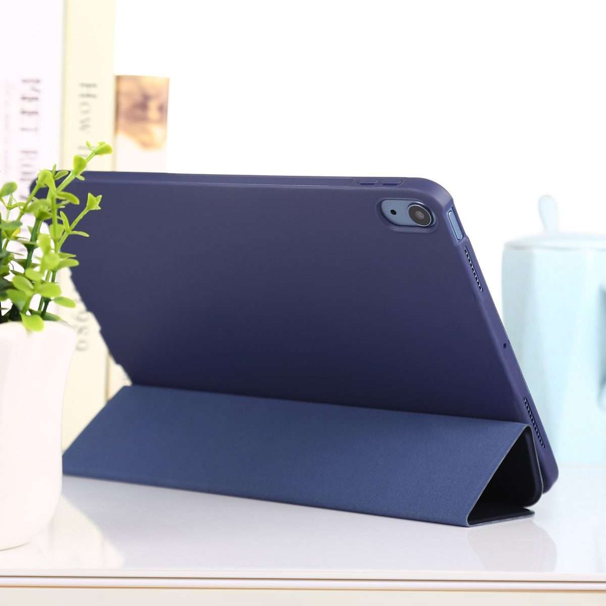 TPU Three-fold Horizontal Flip Smart Leather Case with Sleep / Wake-up Function & ... (Navy Blue)
