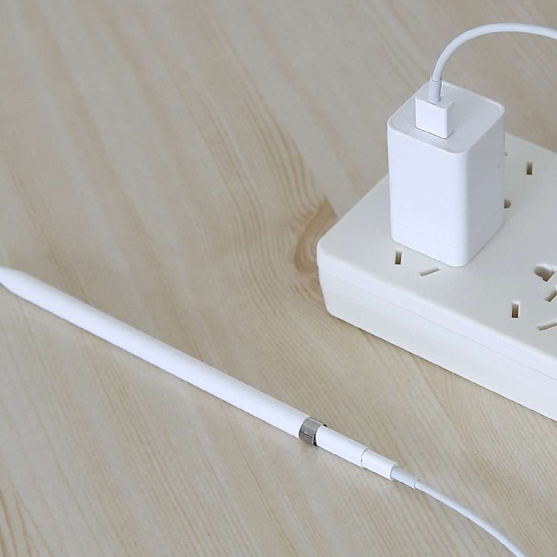 Portable Charging Adapter for Apple Pencil