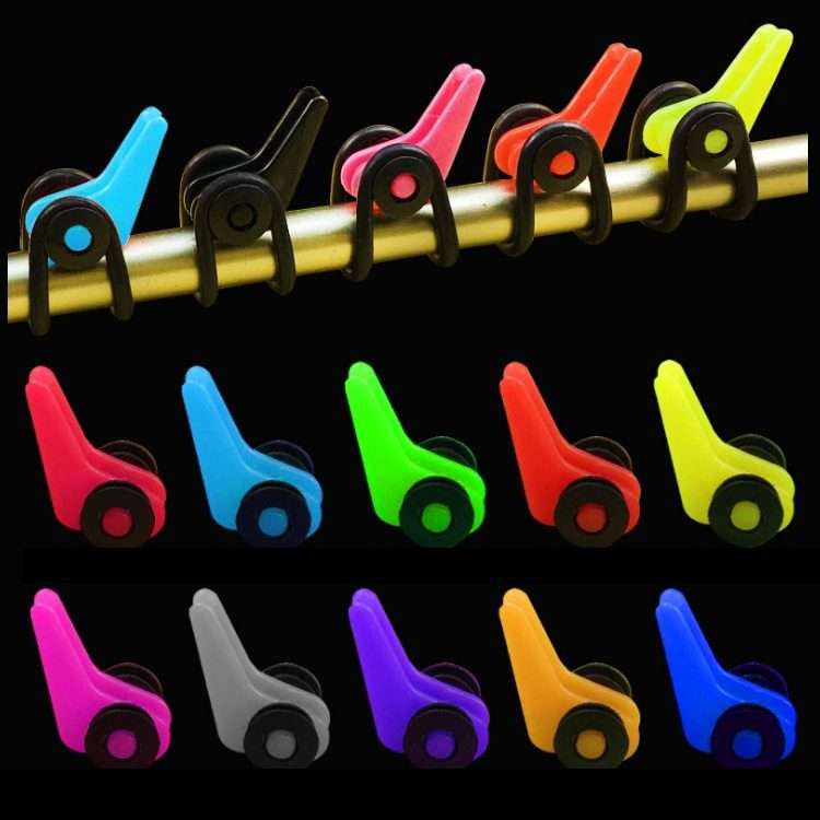 10 PCS Multiple Color Plastic Fishing Rod Pole HooK Keeper Lure Spoon Bait Holder , Random Color D