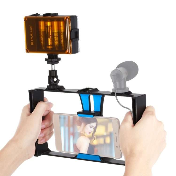 PULUZ 2 in 1 Vlogging Live Broadcast LED Selfie Light Smartphone Video Rig Kits with Co ... (Blue)