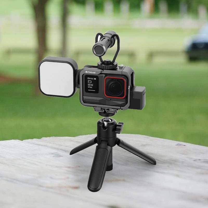 For Insta360 Ace Pro PULUZ Metal Protective Cage Adapter Frame (Black)