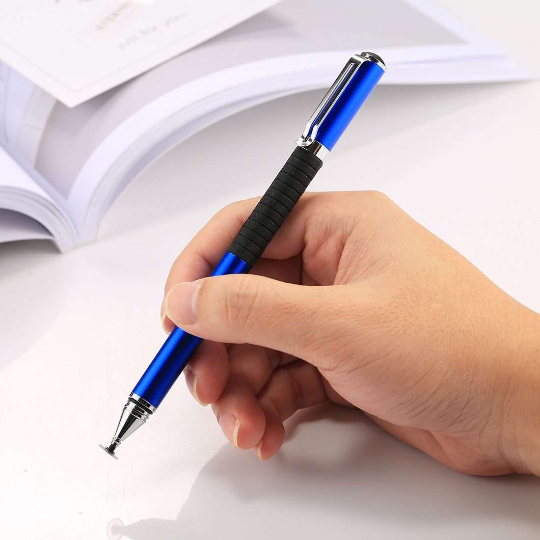 Universal 2 in 1 Multifunction Round Thin Tip Capacitive Touch Screen Stylus Pen