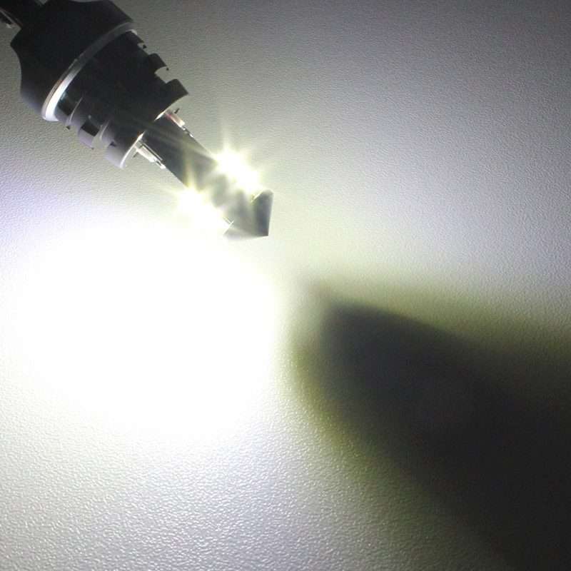 H15 20W 800LM White Light 4 XT-E LED Car Daytime Running Light Fog Light Bulb, DC 12-24V
