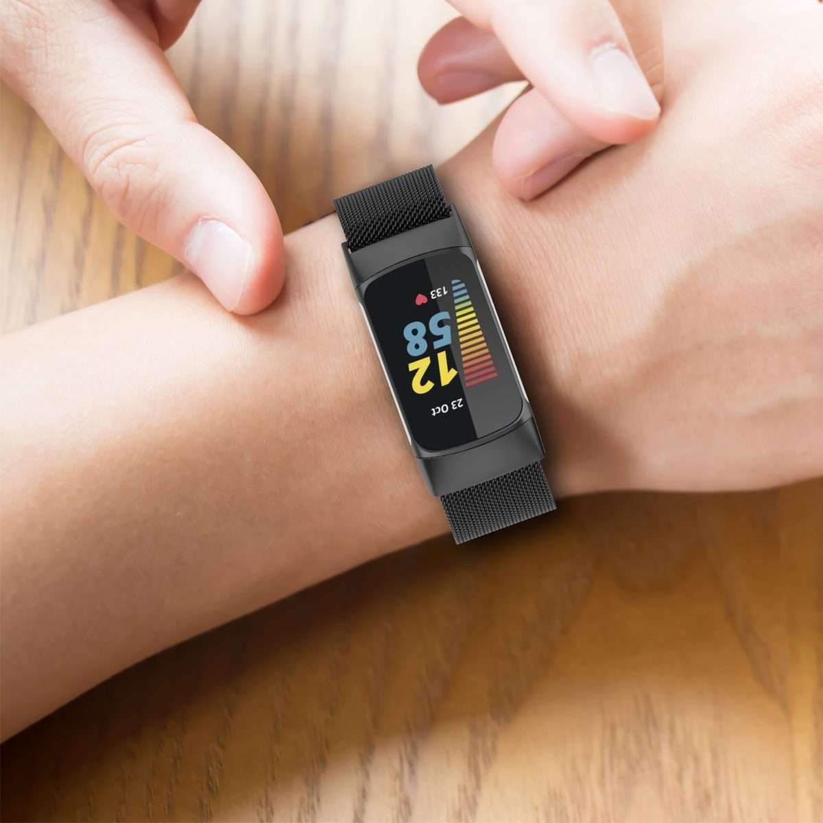 Milano Magnetic Metal Watch Band for Fitbit Charge 5(Black)