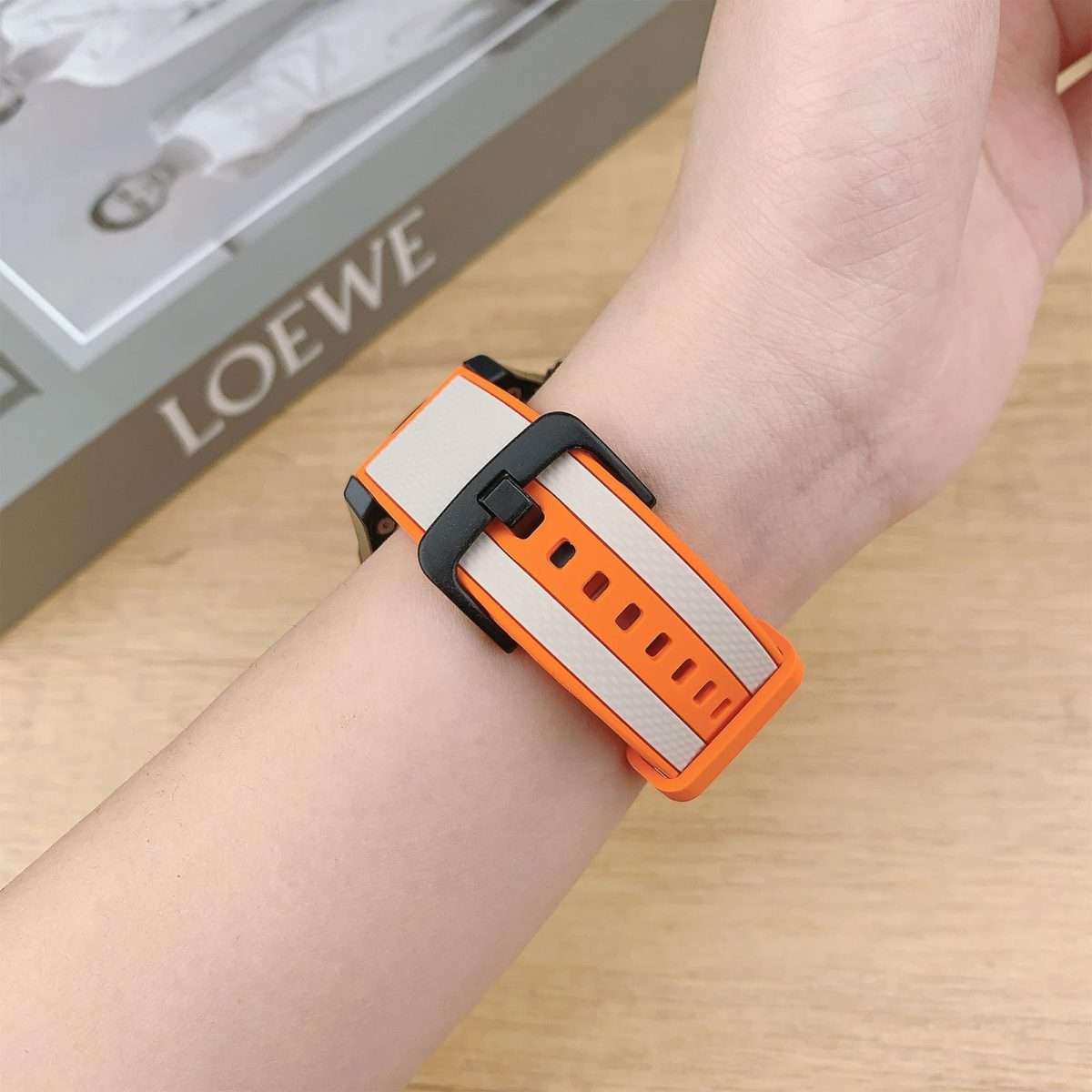 22mm Vertical Stripe Texture Two Color Silicone Watch Band(Milk Tea Chocolate)