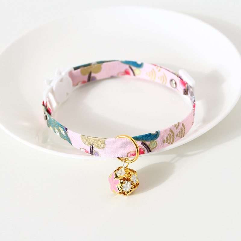Adjustable Pet Flower Hollow Bell Collar Cat Dog Collar Accessories, Specification: S 1 ... (Pink)