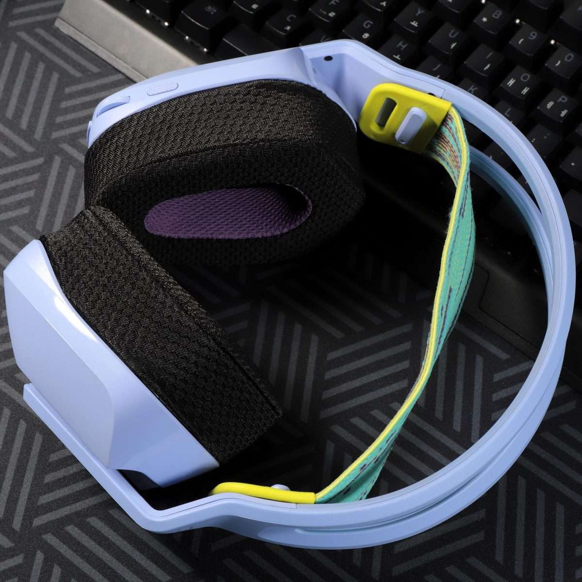 For Logitech G733 LIGHTSPEED Headset 1pair Ear Pads Sponge Soft Cushion, Color: Black