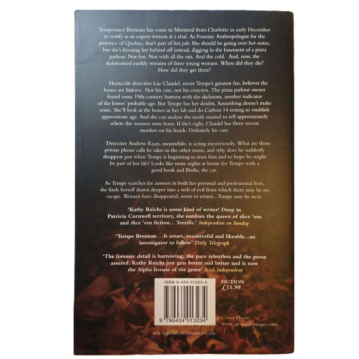 Monday Mourning - Kathy Reichs