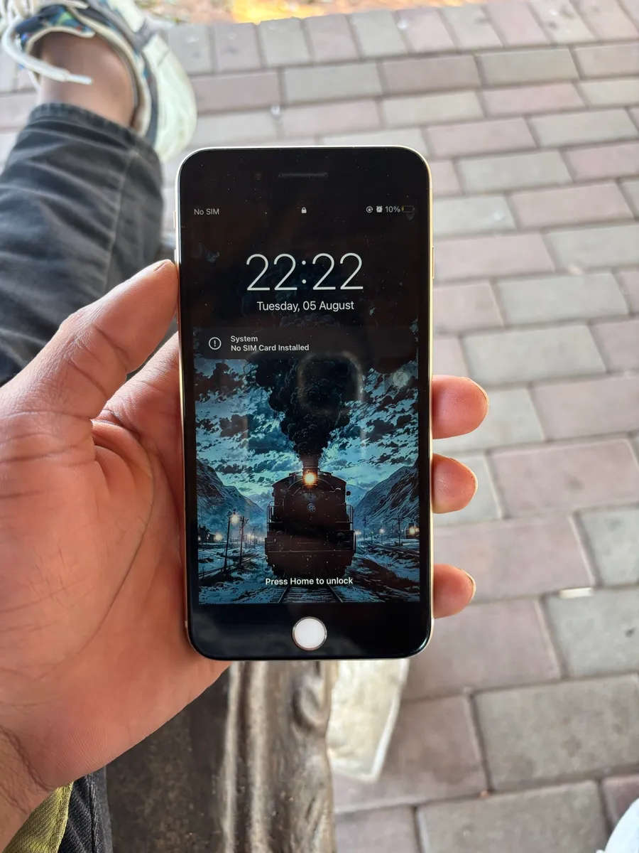 *Late Entry* iPhone 7 Plus 256GB