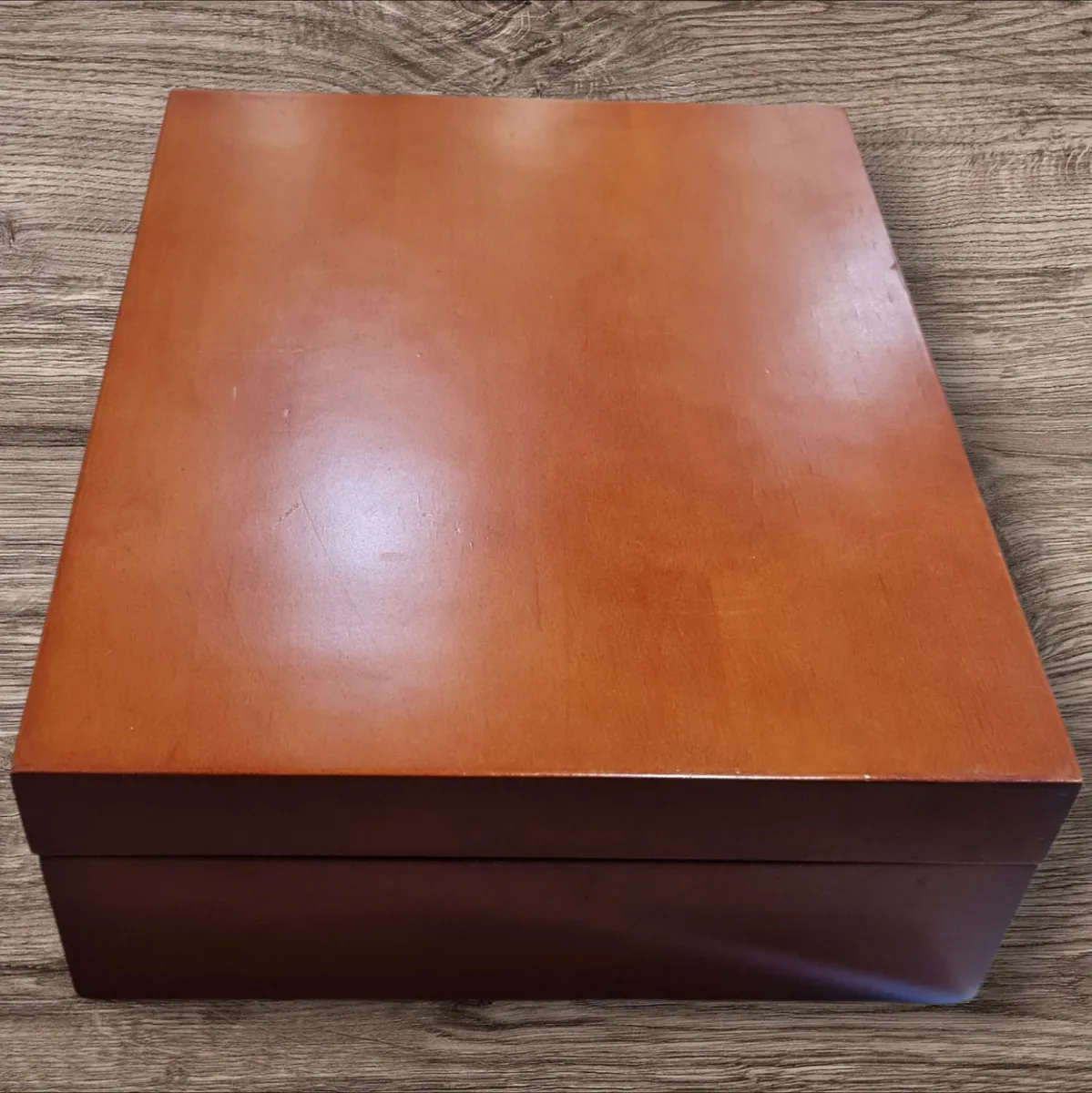 CHERRY WOOD STORAGE BOX