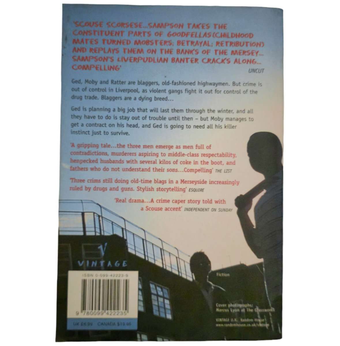 Outlaws - Kevin Sampson
