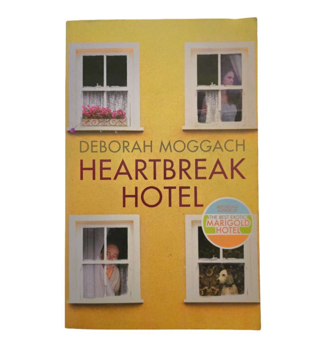 Heartbreak Hotel - Deborah Moggach
