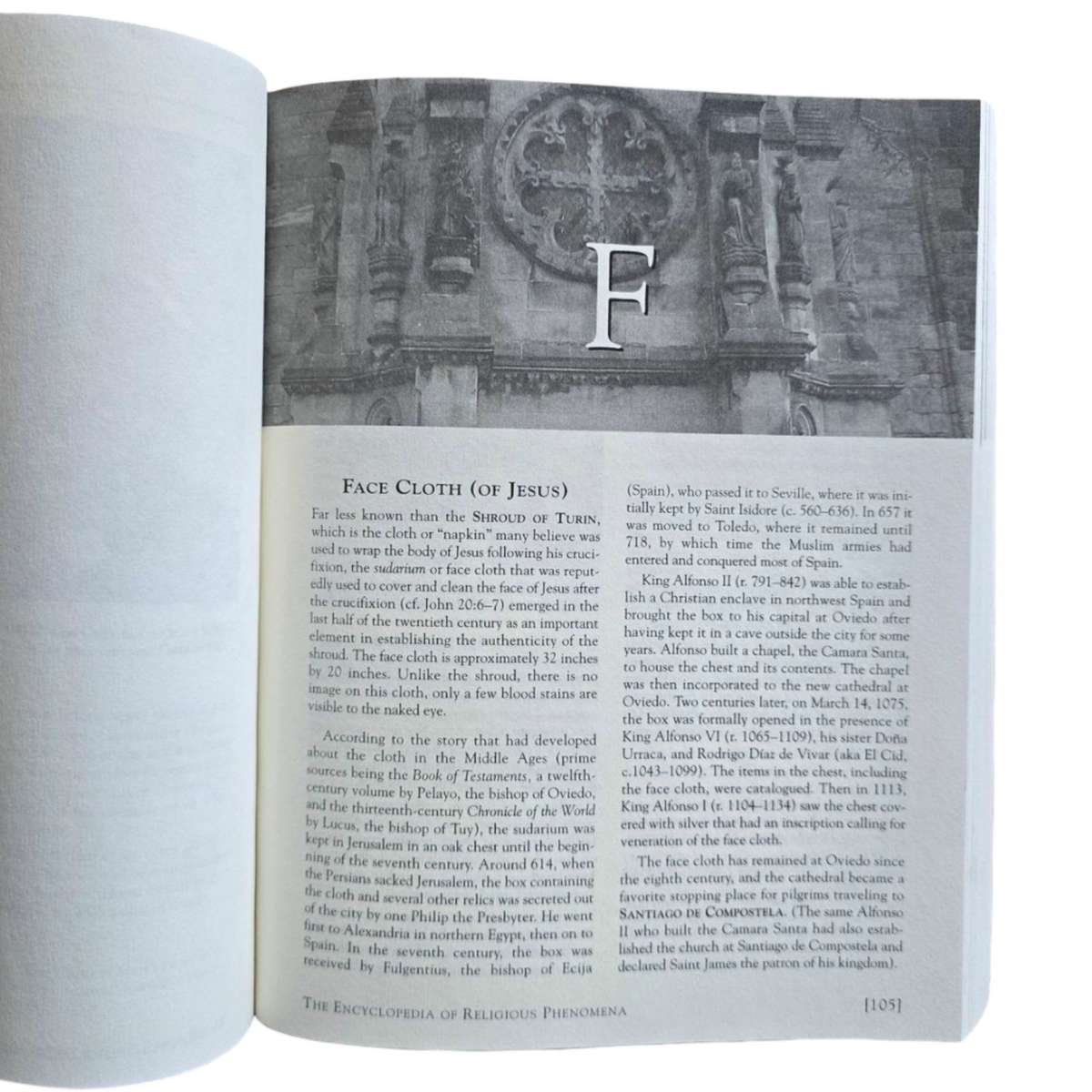 The Encyclopedia of religious phenomena - J Gordon Melton